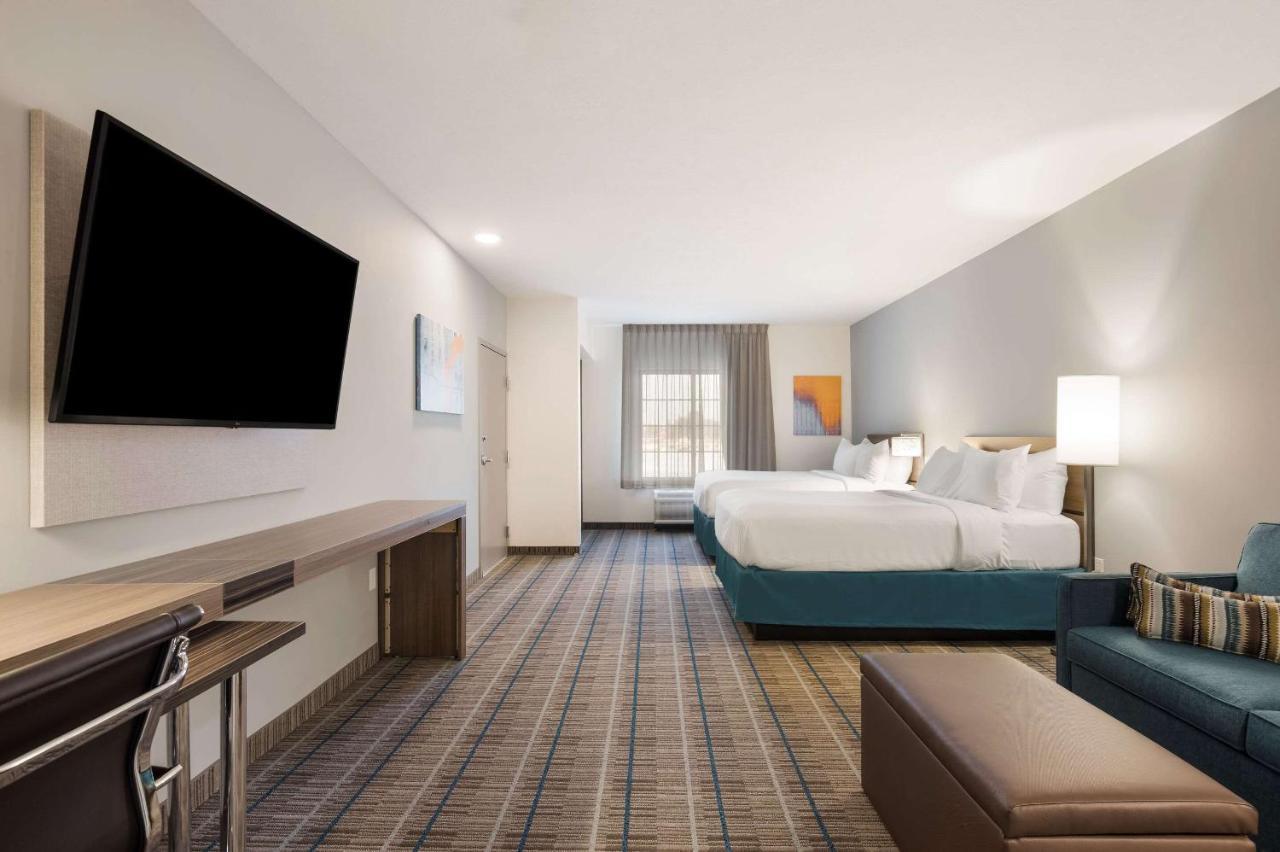Mainstay Suites Gaylord Bagian luar foto